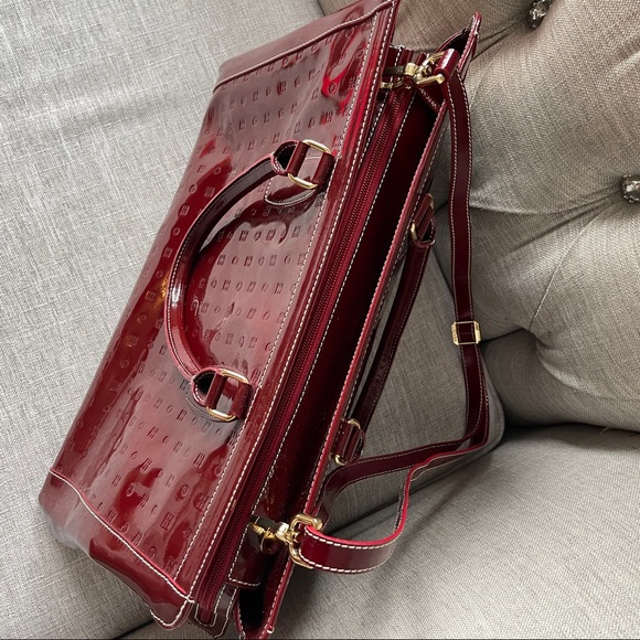 GORGEOUS ARCADIA PATENT LEATHER TOTE! - Picture 2 of 7